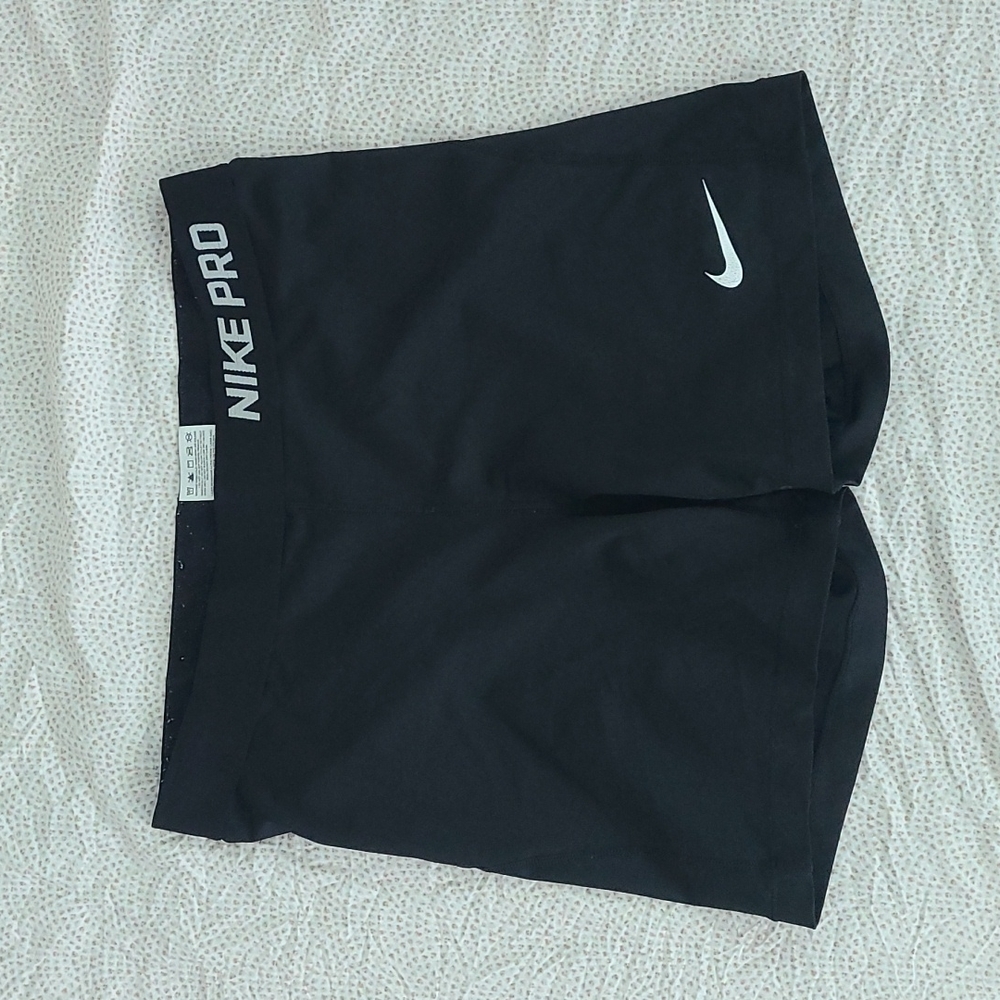Nike Pro Spandex Short size L